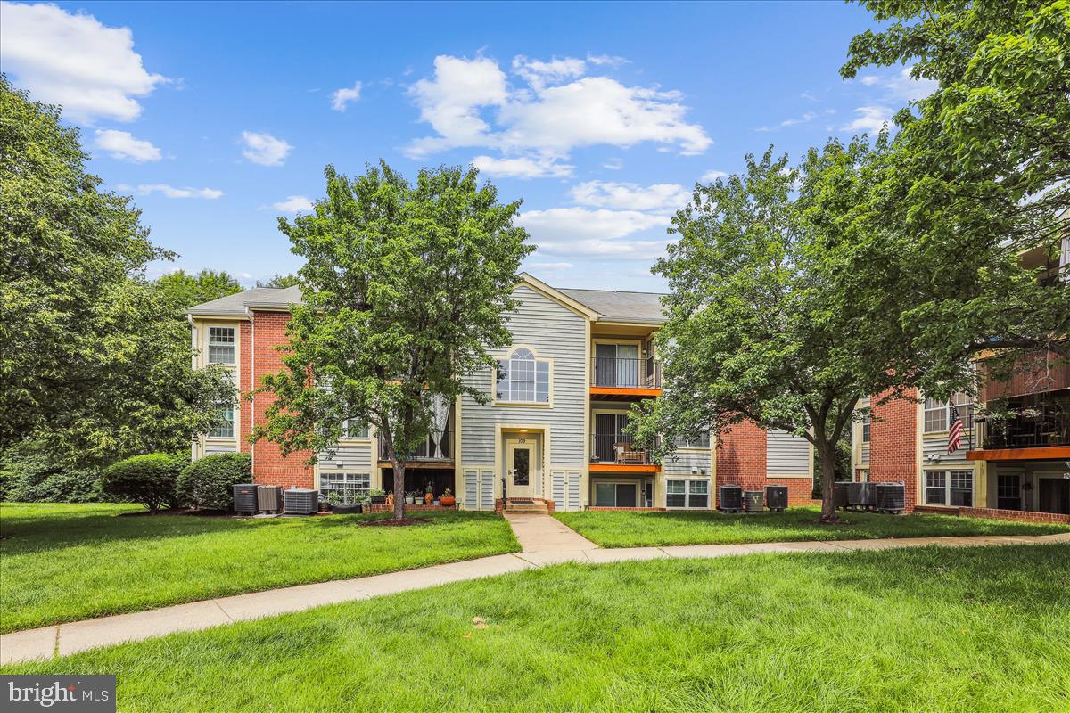 Welcome to this beautifully updated 1-bedroom, 1-bath condo located in the desirable Cromwell Fountain community. This top-floor unit features soaring vaulted ceilings that fill the space with natural light and enhance the open layout. Enjoy the warmth and elegance of hardwood floors in the main spacious living area with private balcony—perfect for relaxing or entertaining.
The kitchen and bathroom have been tastefully updated, and the bedroom offers generous closet space. In-unit washer and dryer provide added convenience.
Condo fee includes water, trash, snow removal, Pool membership, exterior maintenance, and landscaping, making for low-maintenance living. Ample community parking and access to a well-maintained pool and common areas.
Prime commuter location with easy access to I-97, I-695, Route 100, and Route 2. Just minutes from BWI Airport, the Cromwell Light Rail Station, Baltimore, Annapolis, and Washington, DC. Close to shopping, dining, and parks.
An excellent opportunity for first-time buyers, downsizers, or investors—don’t miss it!