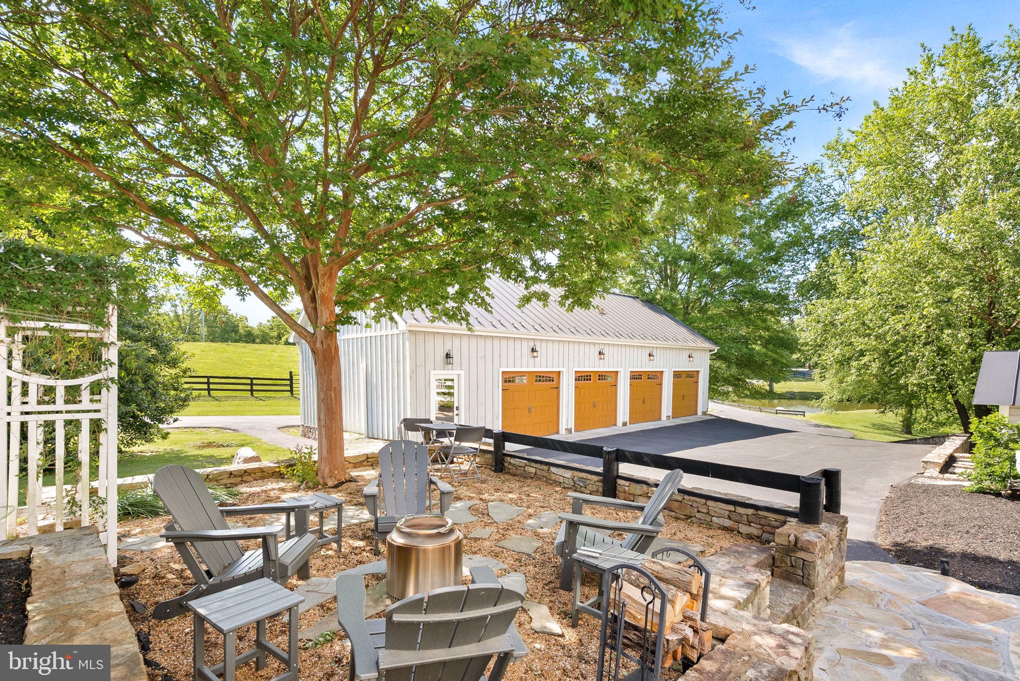 SILCOTT SPRINGS - Residential