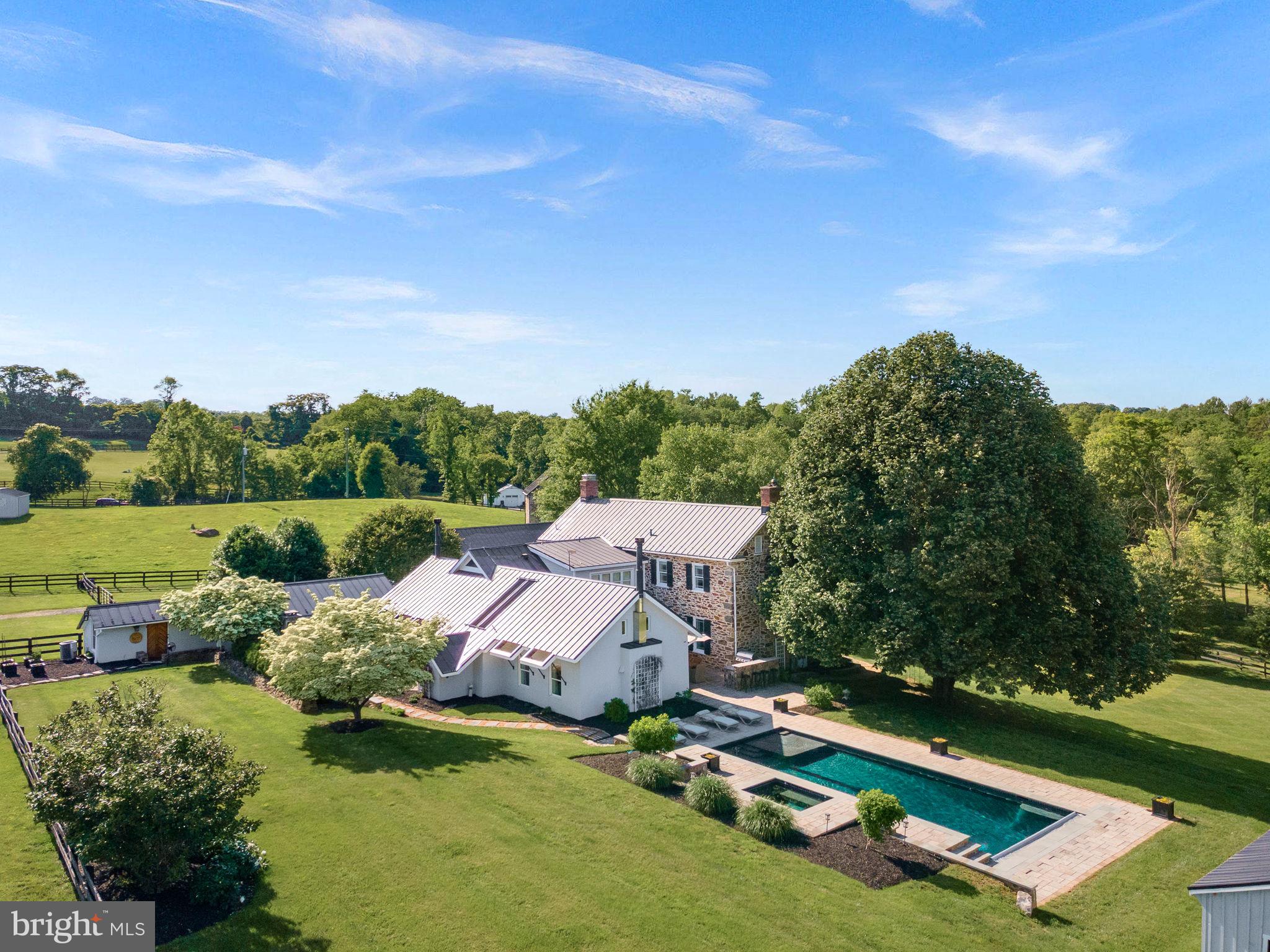 SILCOTT SPRINGS - Residential