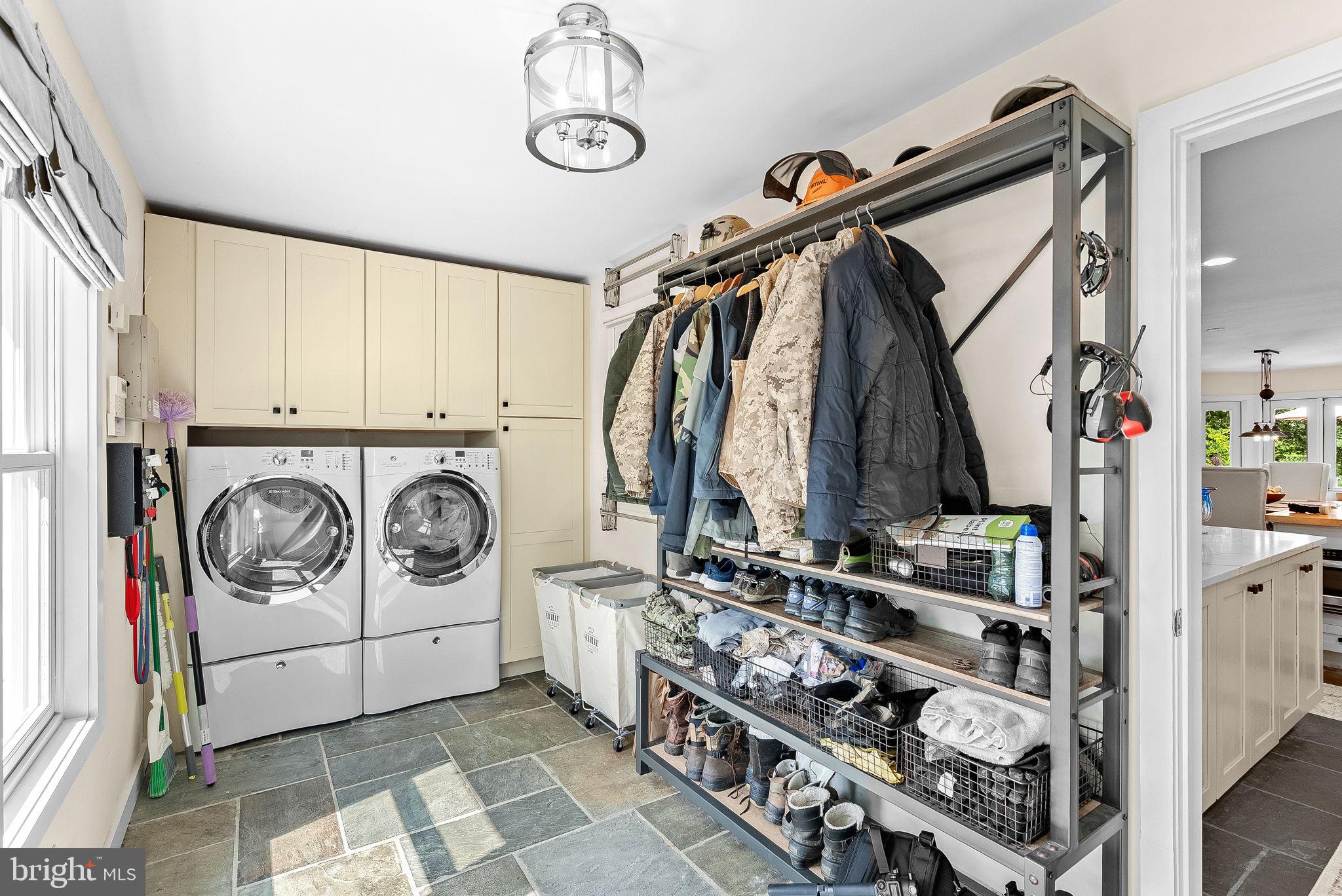 SILCOTT SPRINGS - Residential