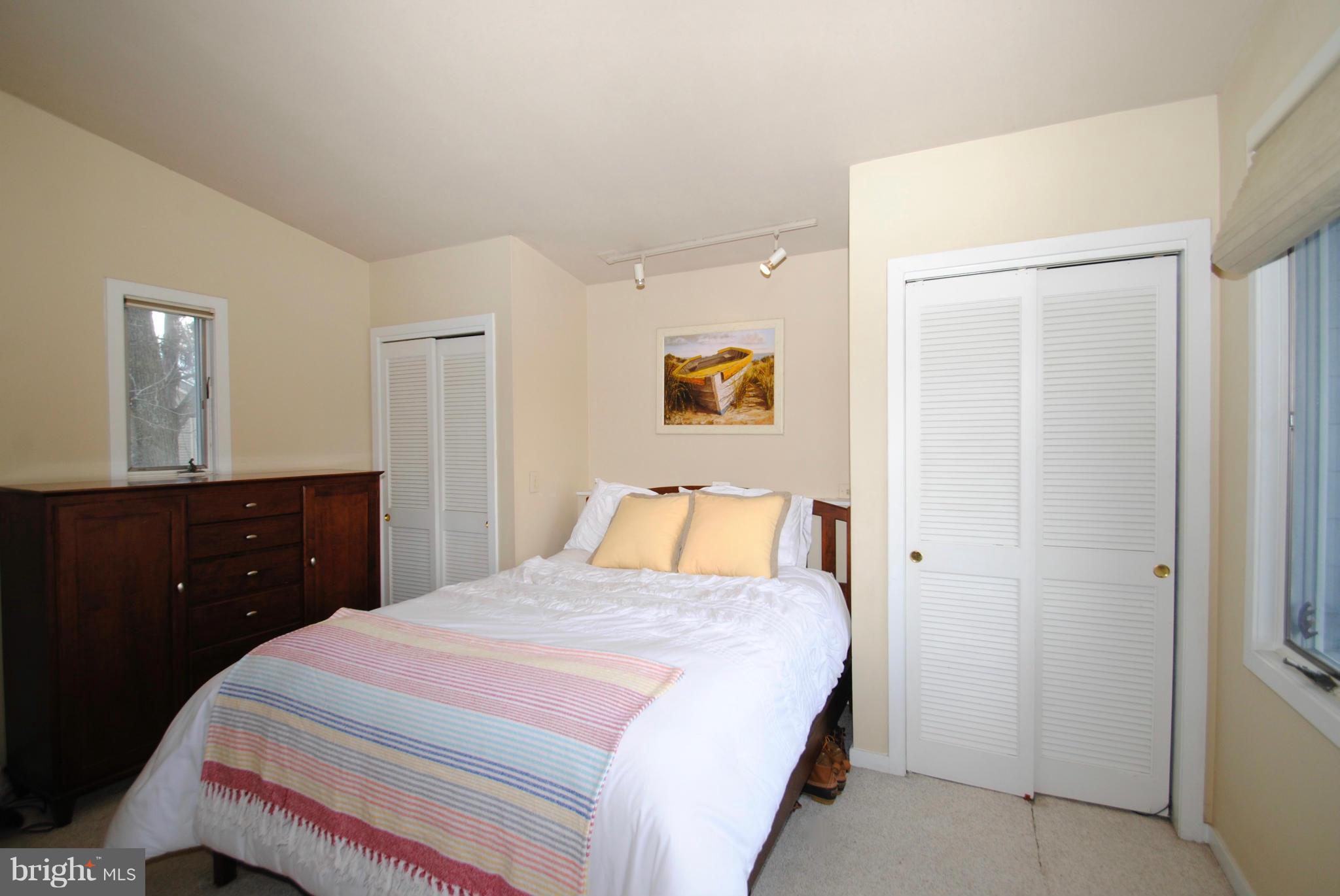 HERALD HARBOR - Residential Lease