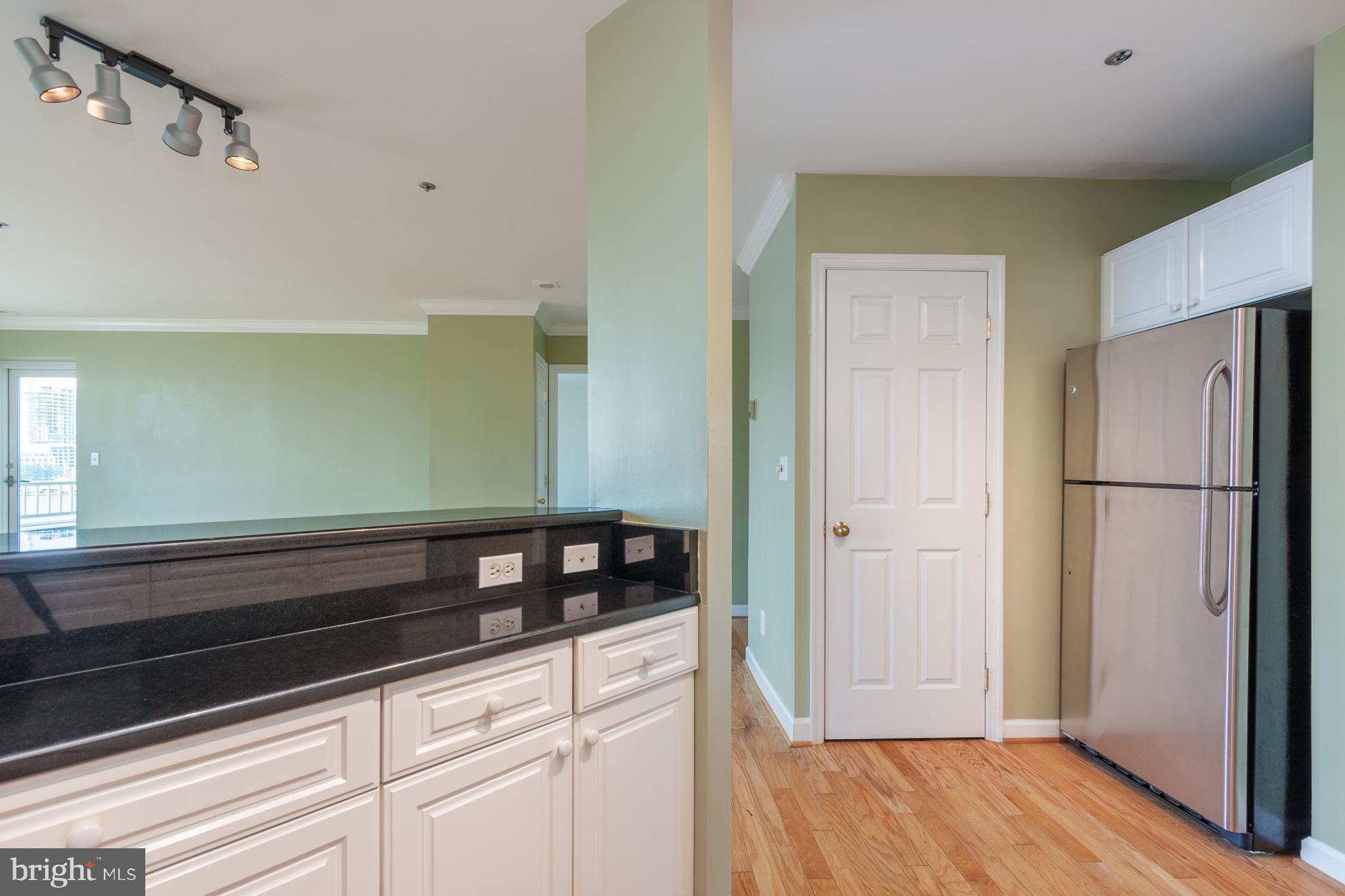 HARBORVIEW - Residential Lease