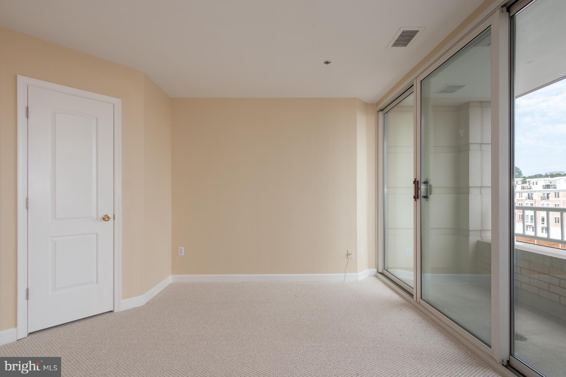 HARBORVIEW - Residential Lease