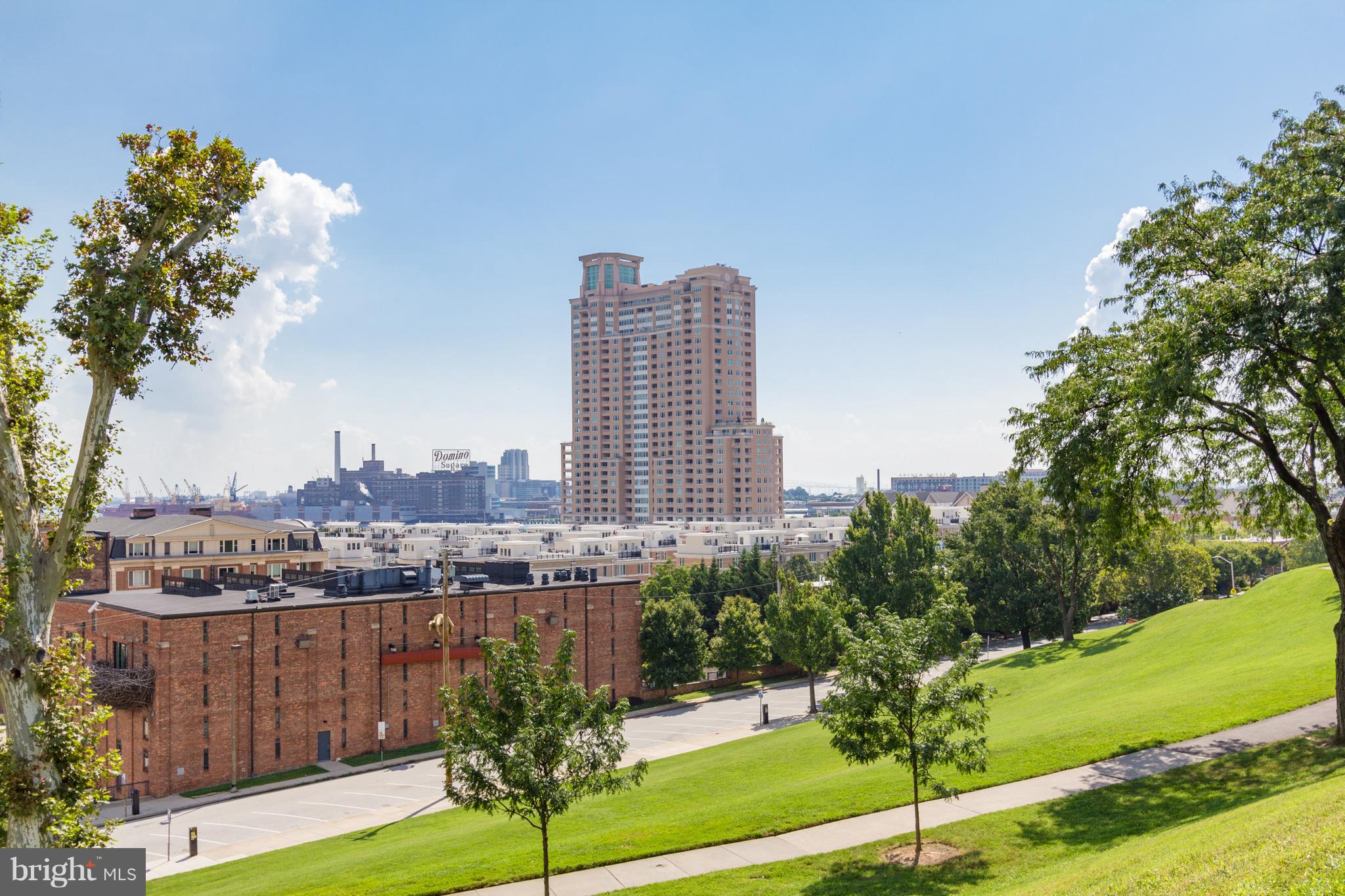 HARBORVIEW - Residential Lease