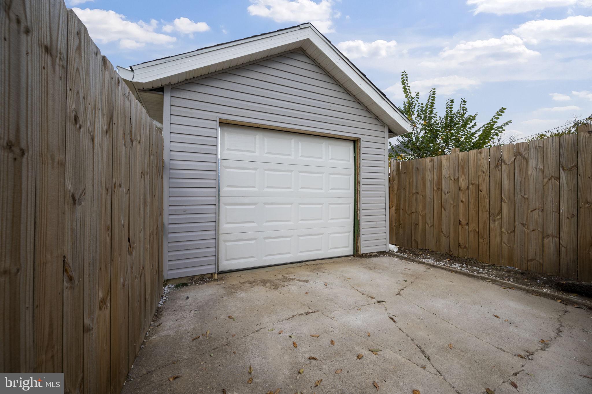 CENTRAL FOREST PARK - Residential