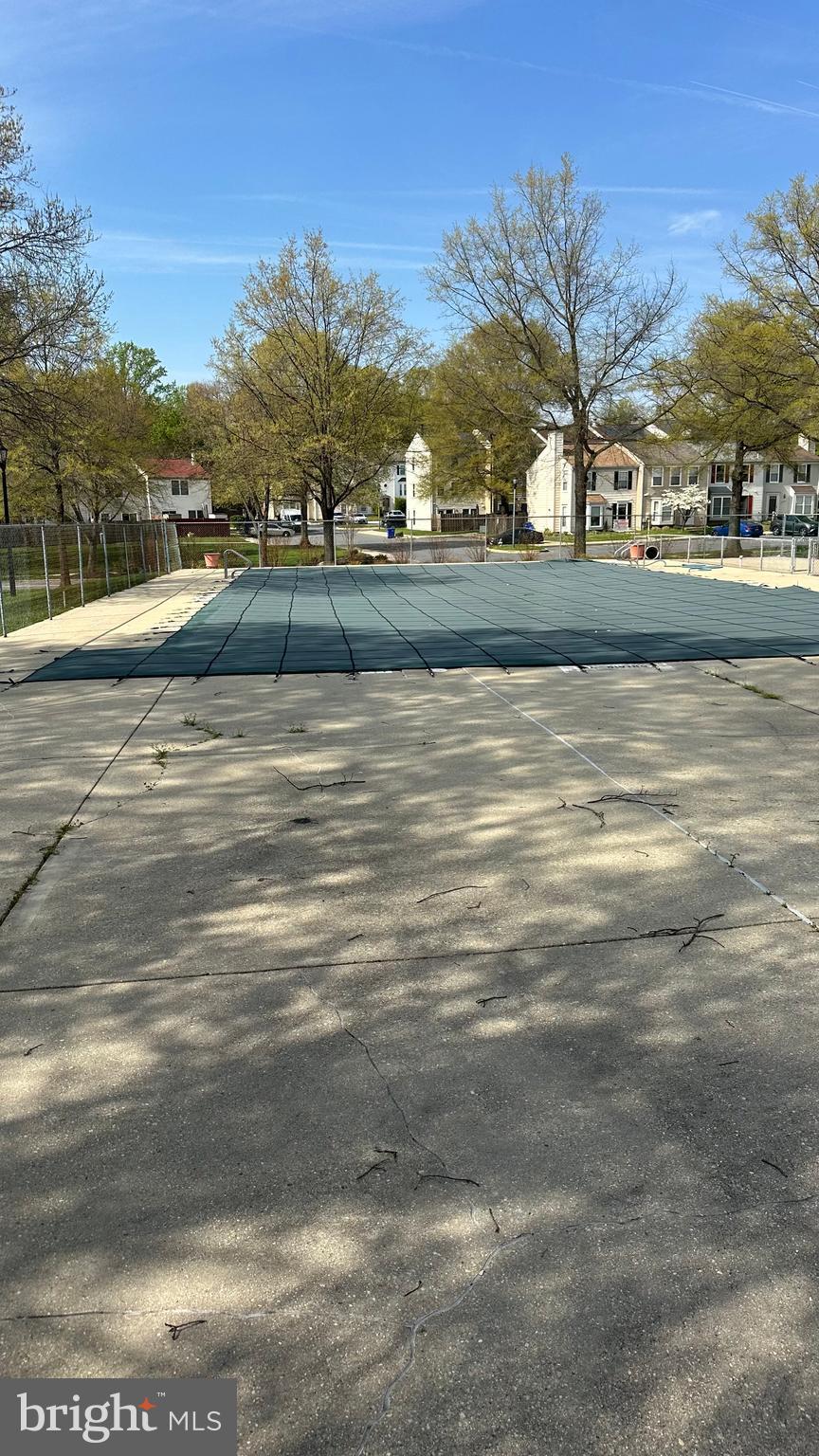 PRINCETON SQUARE - Residential Lease