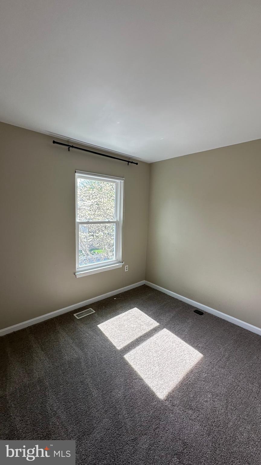 PRINCETON SQUARE - Residential Lease