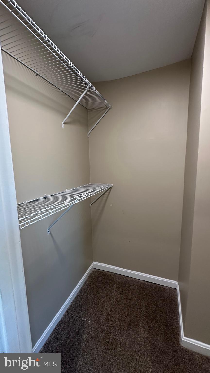 PRINCETON SQUARE - Residential Lease