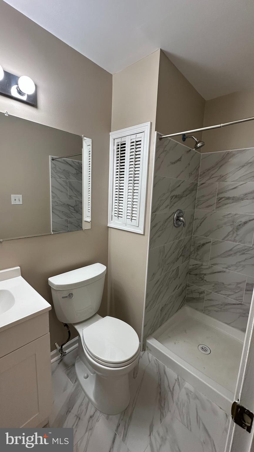 PRINCETON SQUARE - Residential Lease