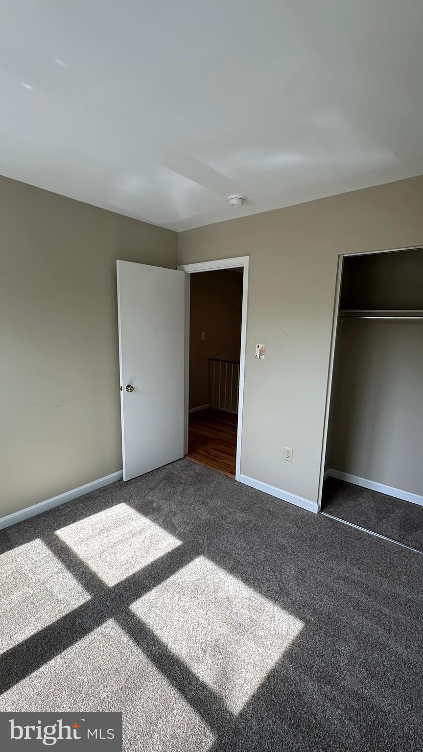 PRINCETON SQUARE - Residential Lease