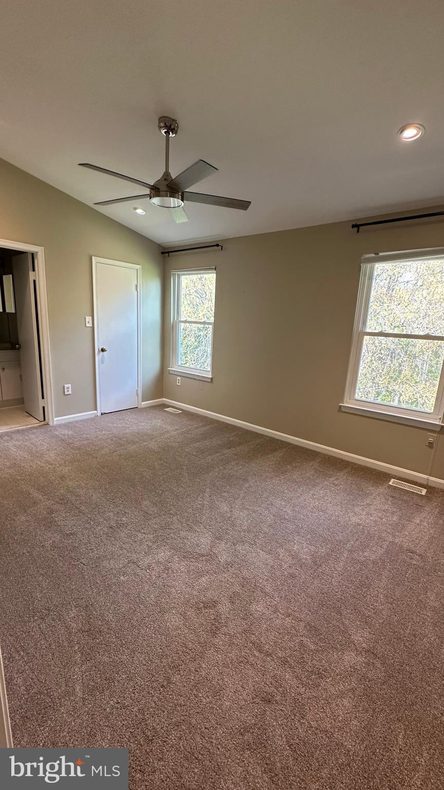 PRINCETON SQUARE - Residential Lease