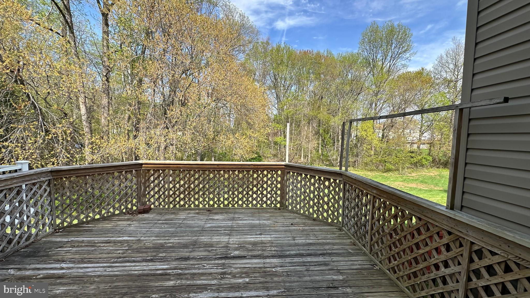 PRINCETON SQUARE - Residential Lease