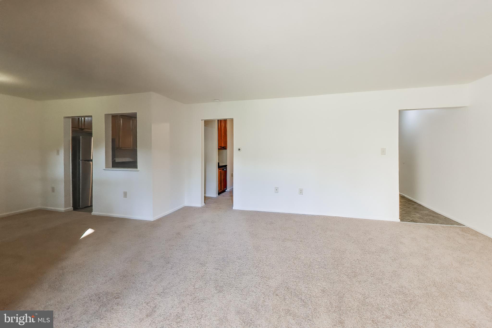 862 COLLEGE PARKWAY 102