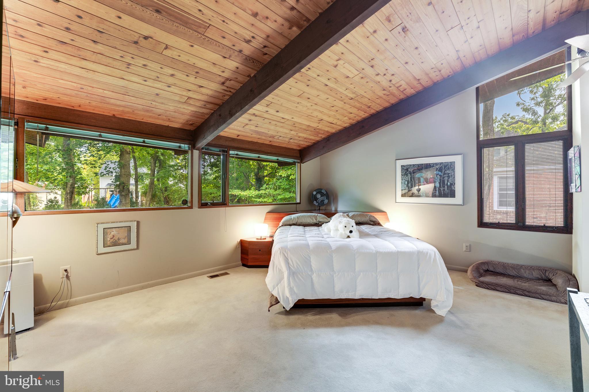 INGLESIDE - Residential