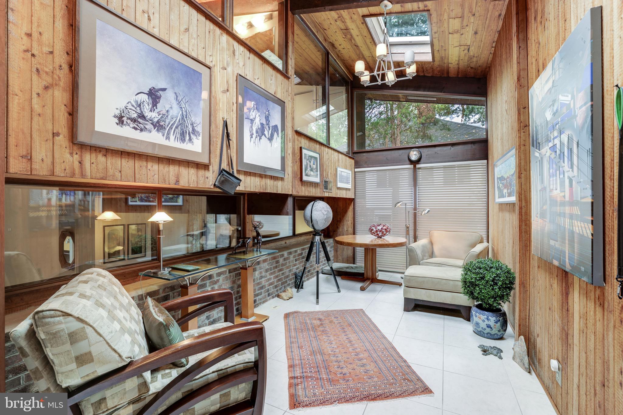 INGLESIDE - Residential