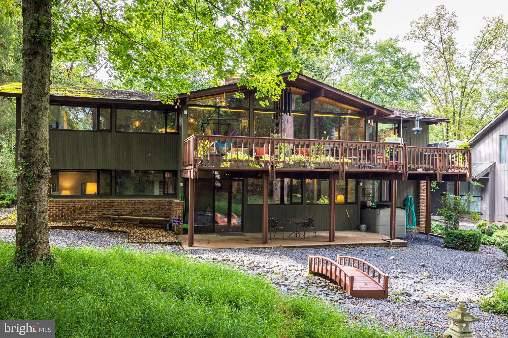 INGLESIDE - Residential