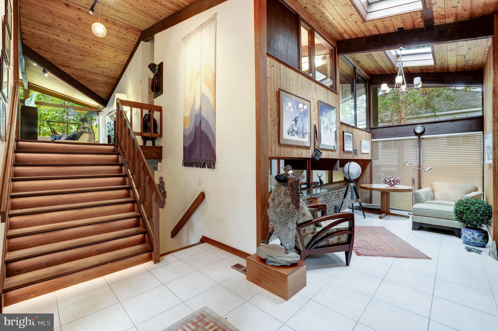 INGLESIDE - Residential