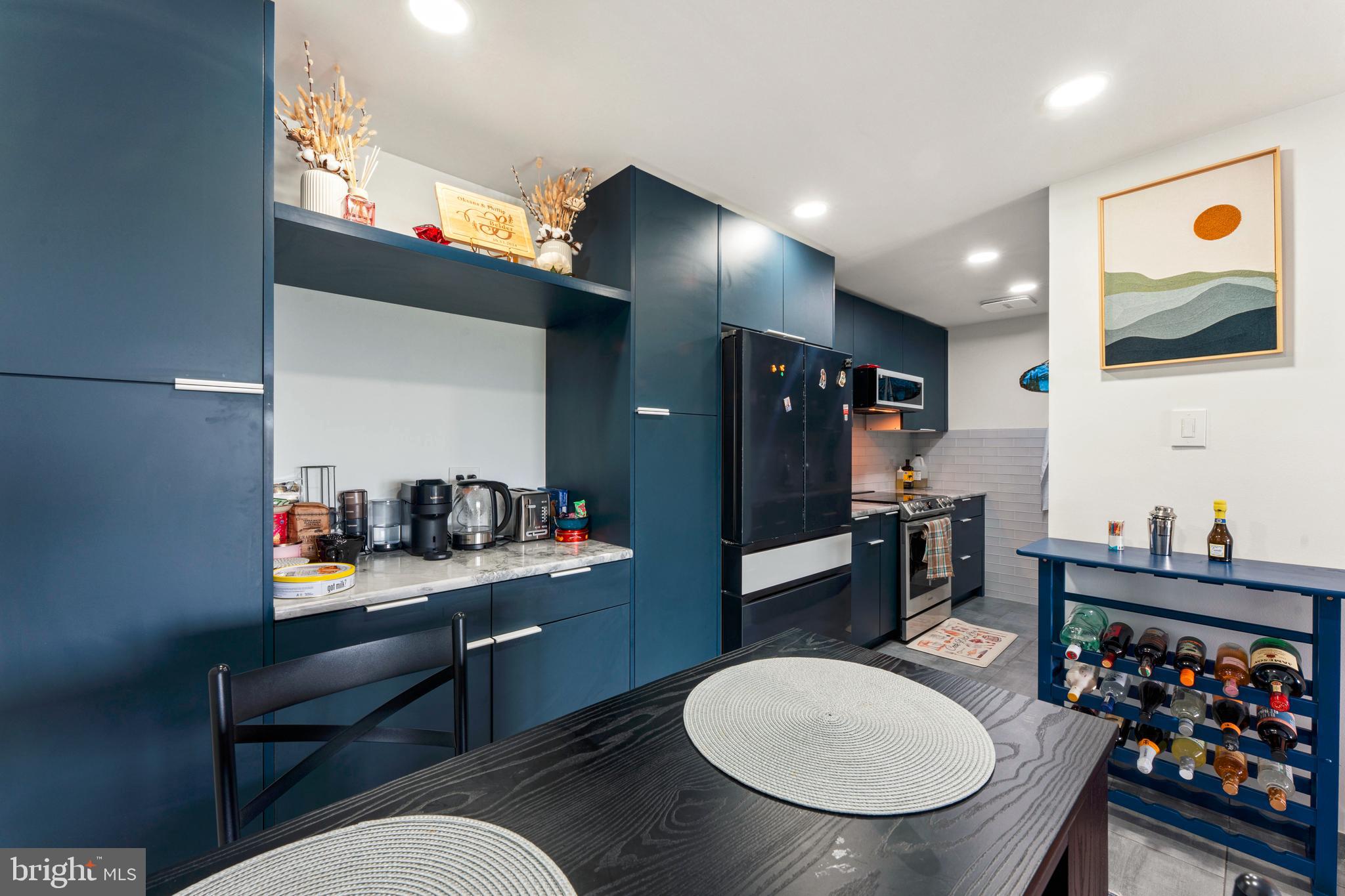 JENKINTOWN - Residential