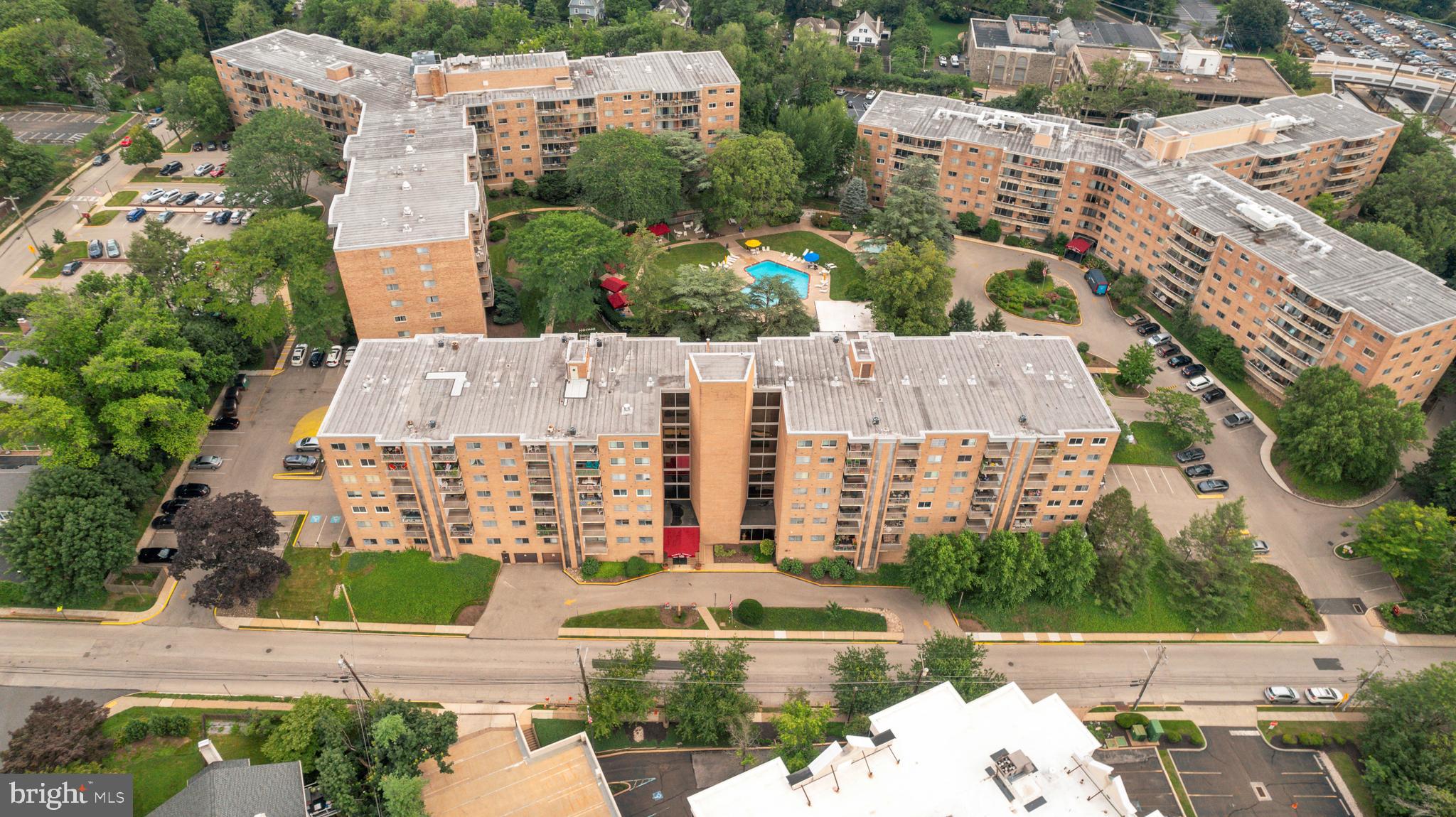 JENKINTOWN - Residential