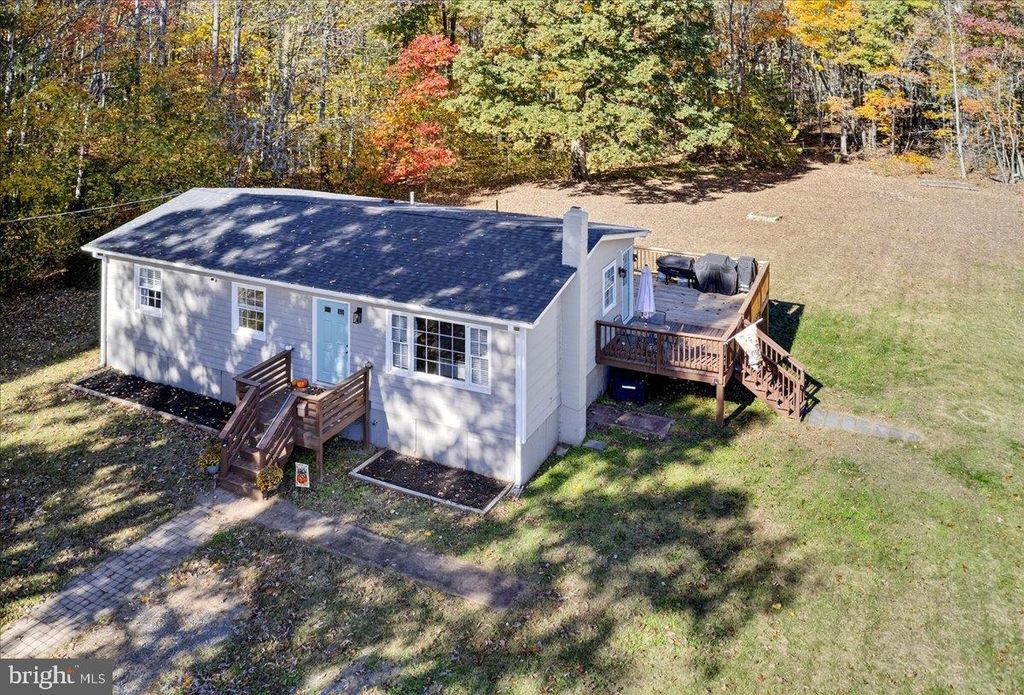 Photo of 565 Venable Road, PALMYRA, VA 22963 (MLS # VAFN2000536)