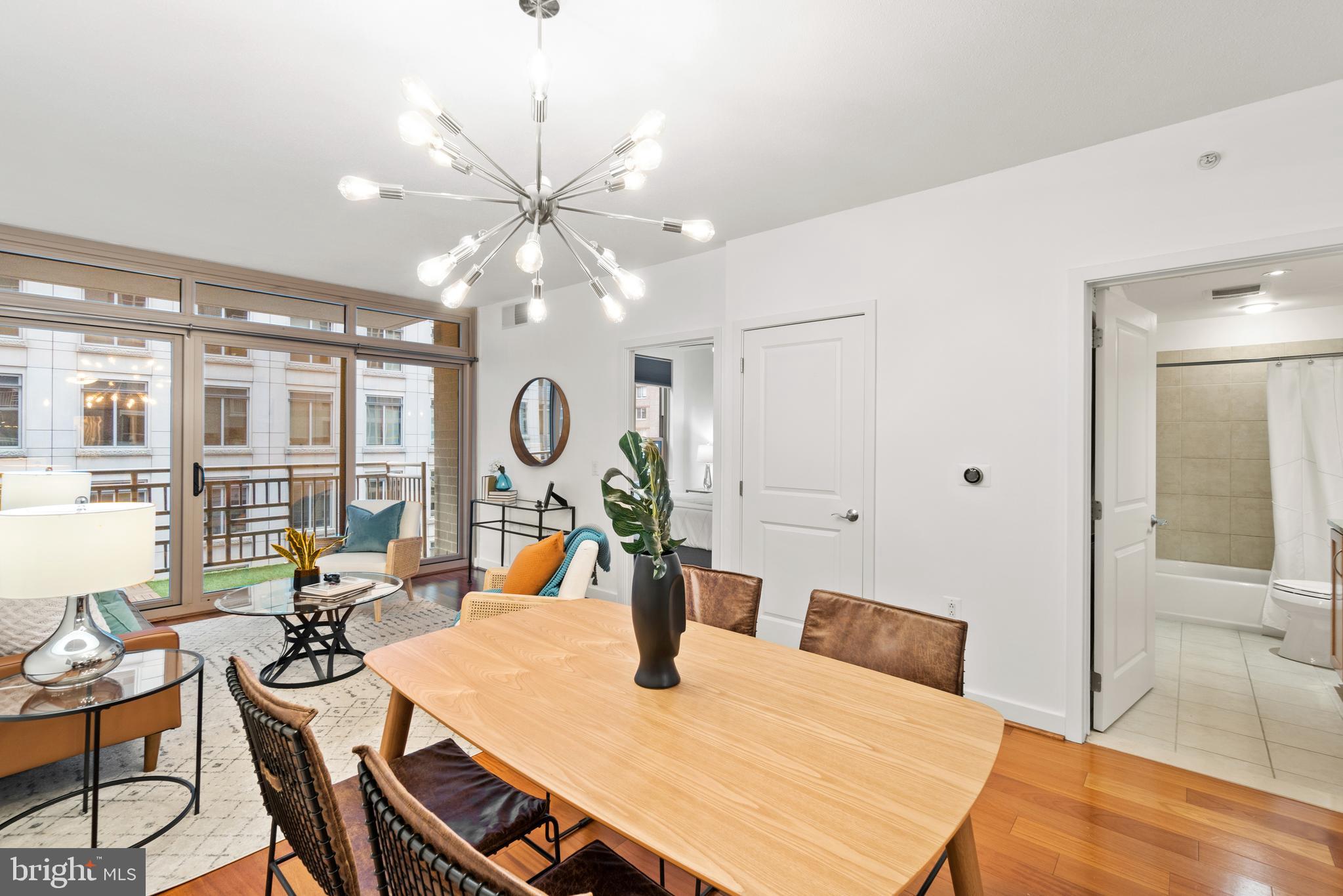 RESIDENCES AT LIBERTY CENTER - Residential