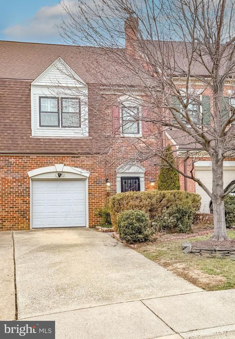 Photo of 6312 Chaucer View Circle, ALEXANDRIA, VA 22304 (MLS # VAFX2292206)
