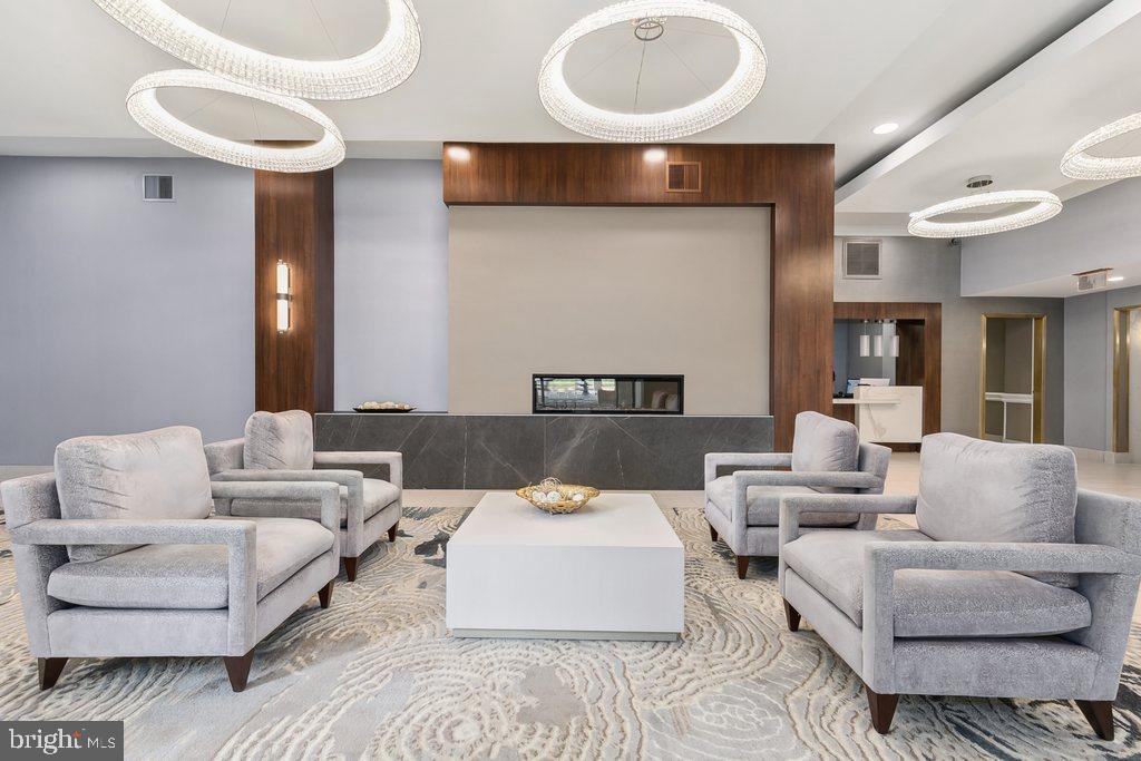 WILLOUGHBY OF CHEVY CHASE - Residential