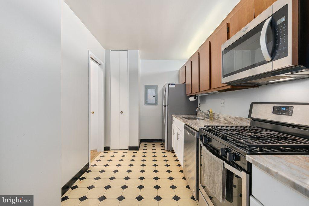 WILLOUGHBY OF CHEVY CHASE - Residential