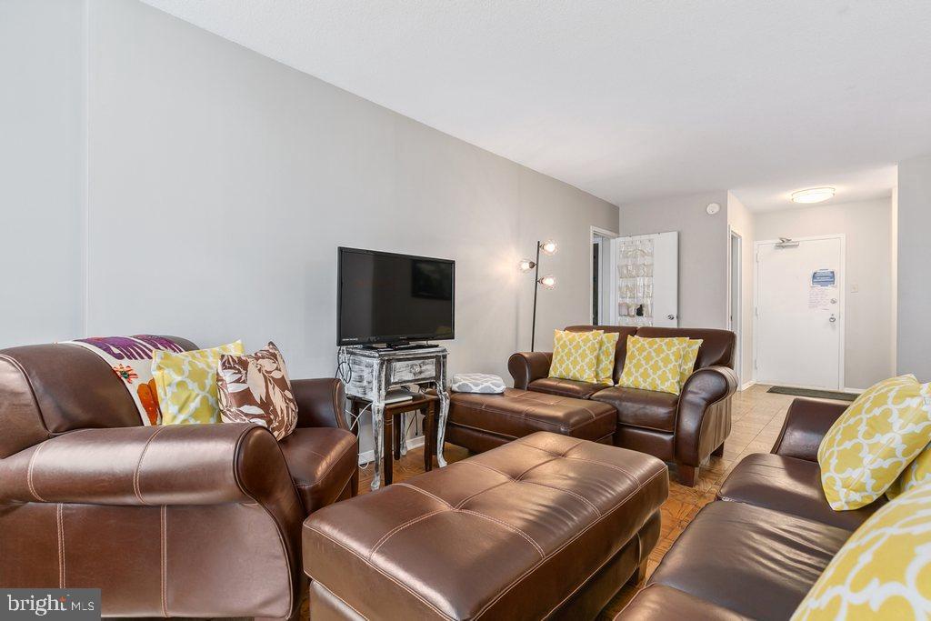 WILLOUGHBY OF CHEVY CHASE - Residential