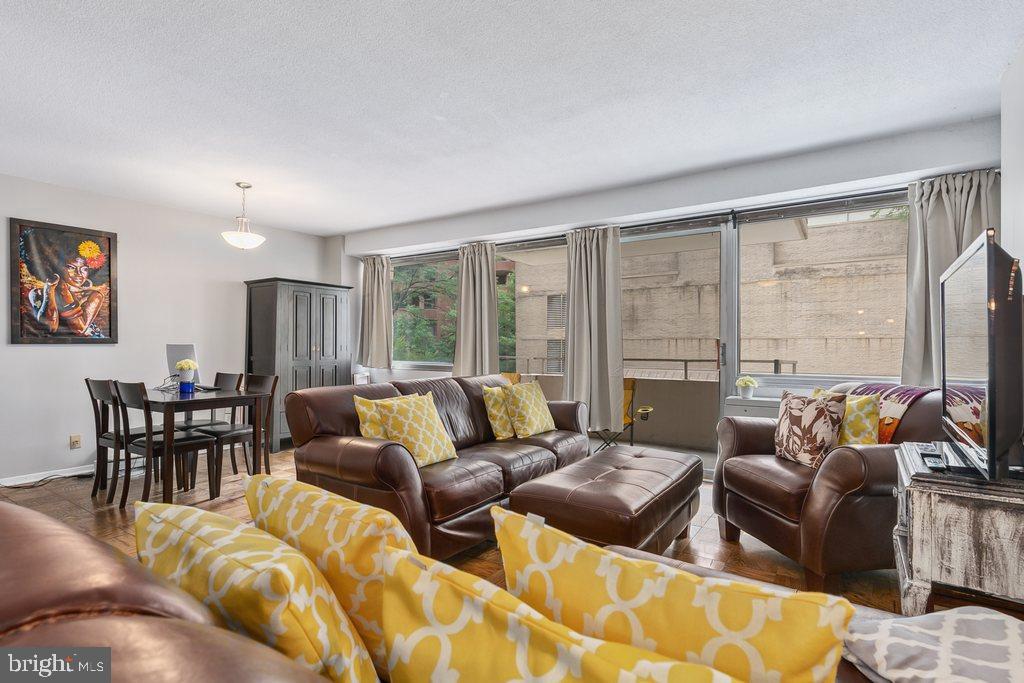 WILLOUGHBY OF CHEVY CHASE - Residential