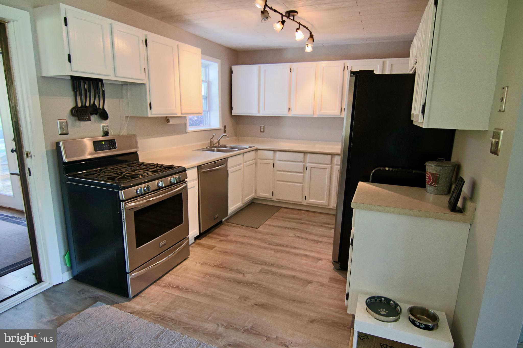 MUNSON HEIGHTS - Residential