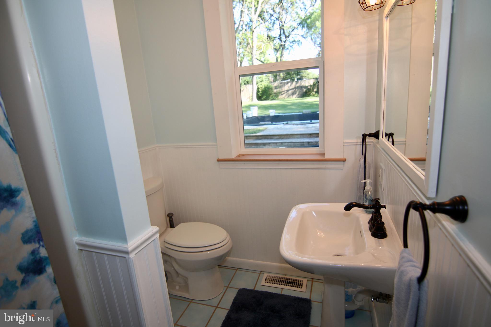 MUNSON HEIGHTS - Residential