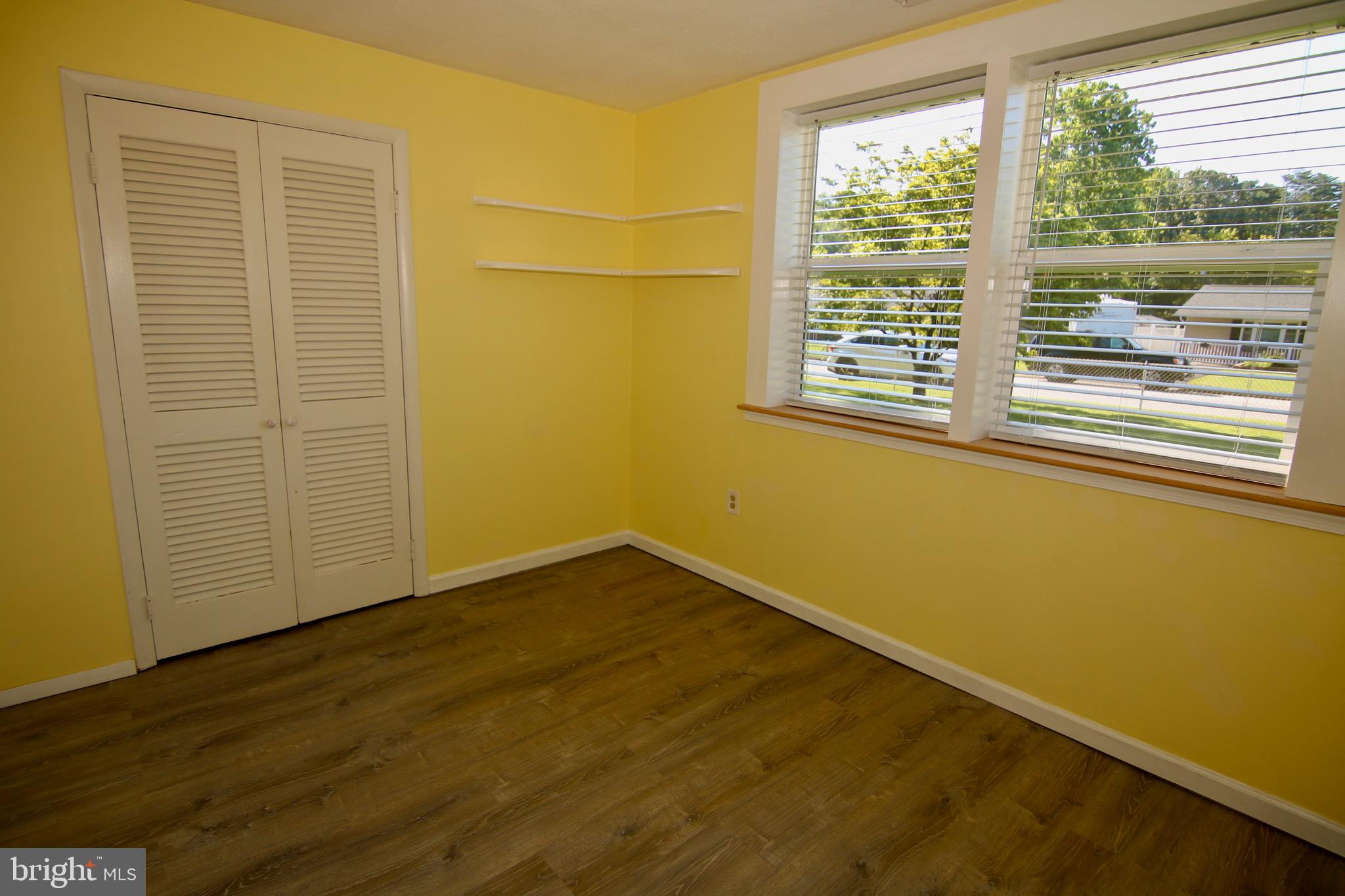 MUNSON HEIGHTS - Residential