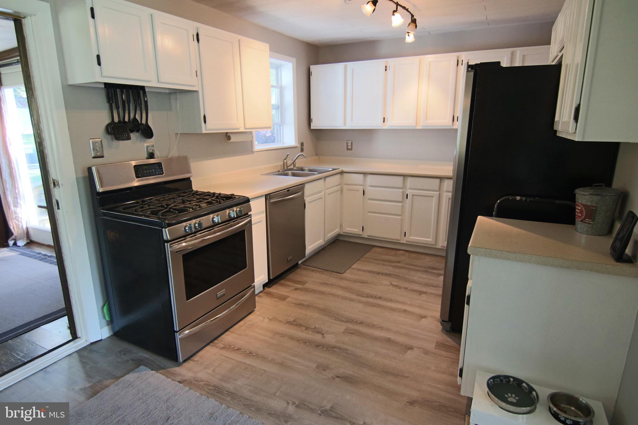 MUNSON HEIGHTS - Residential