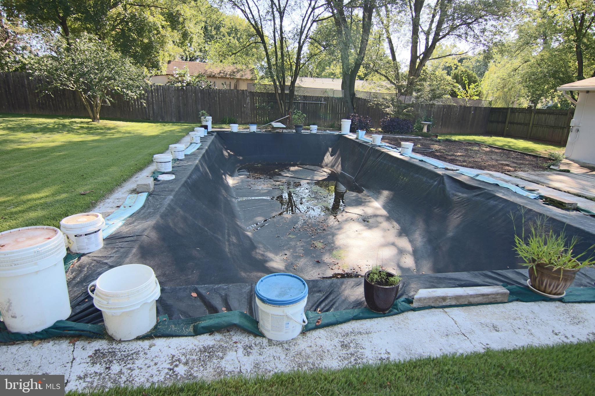 MUNSON HEIGHTS - Residential