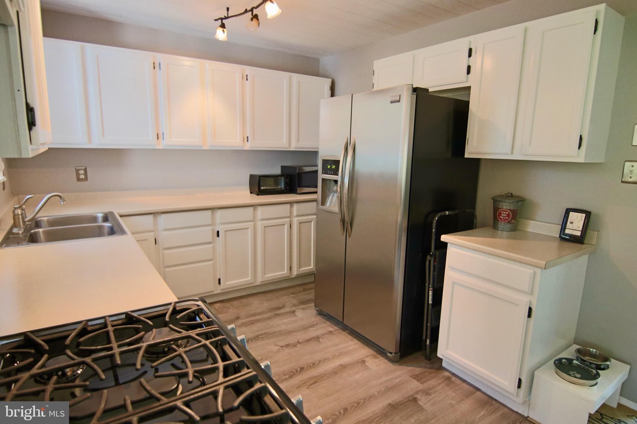 MUNSON HEIGHTS - Residential