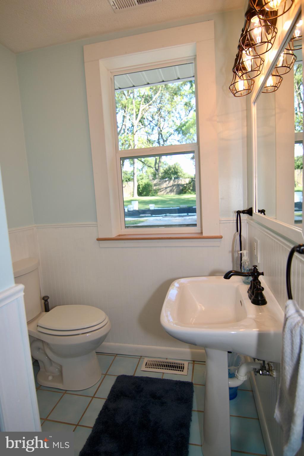 MUNSON HEIGHTS - Residential