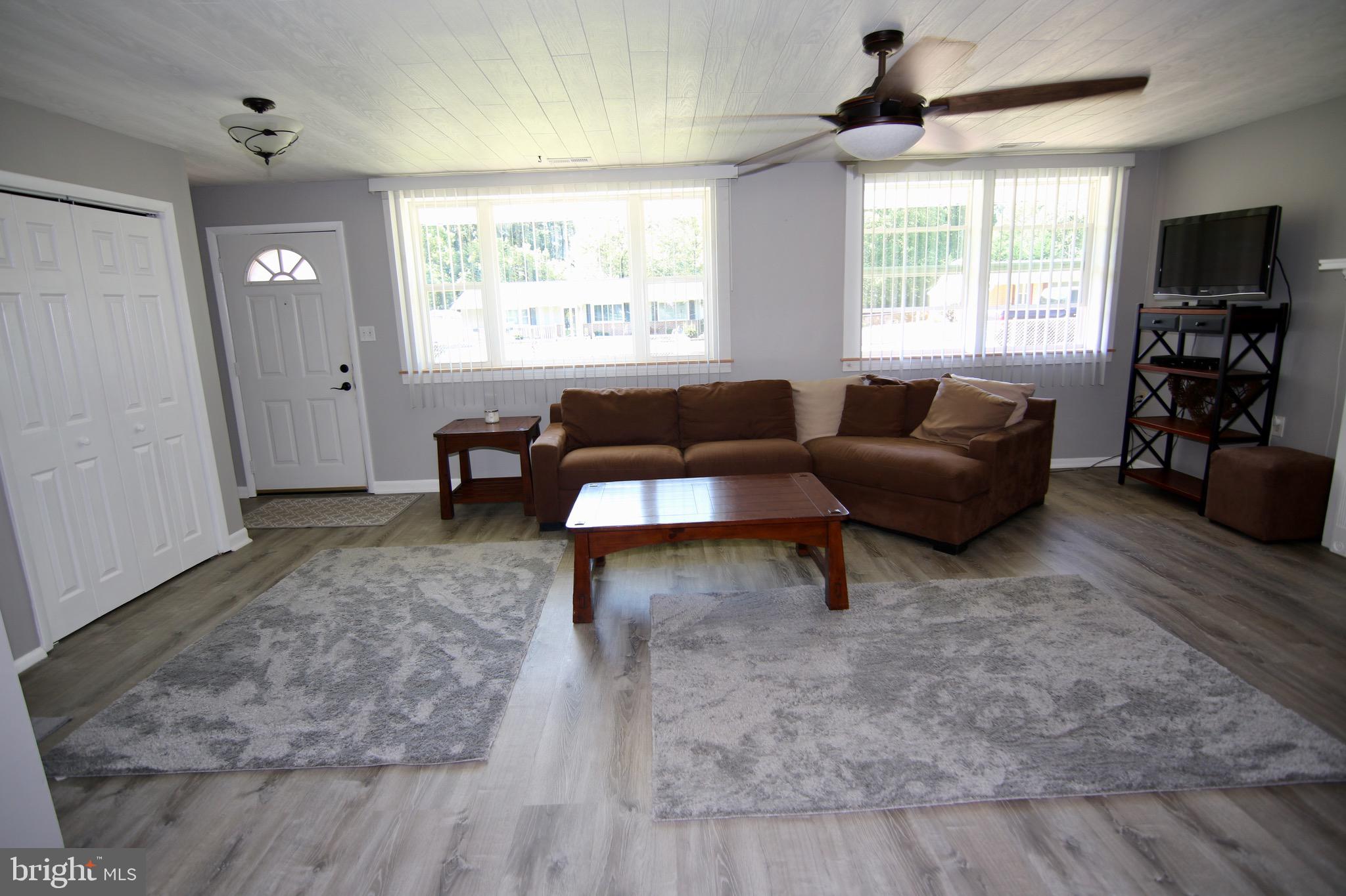 MUNSON HEIGHTS - Residential