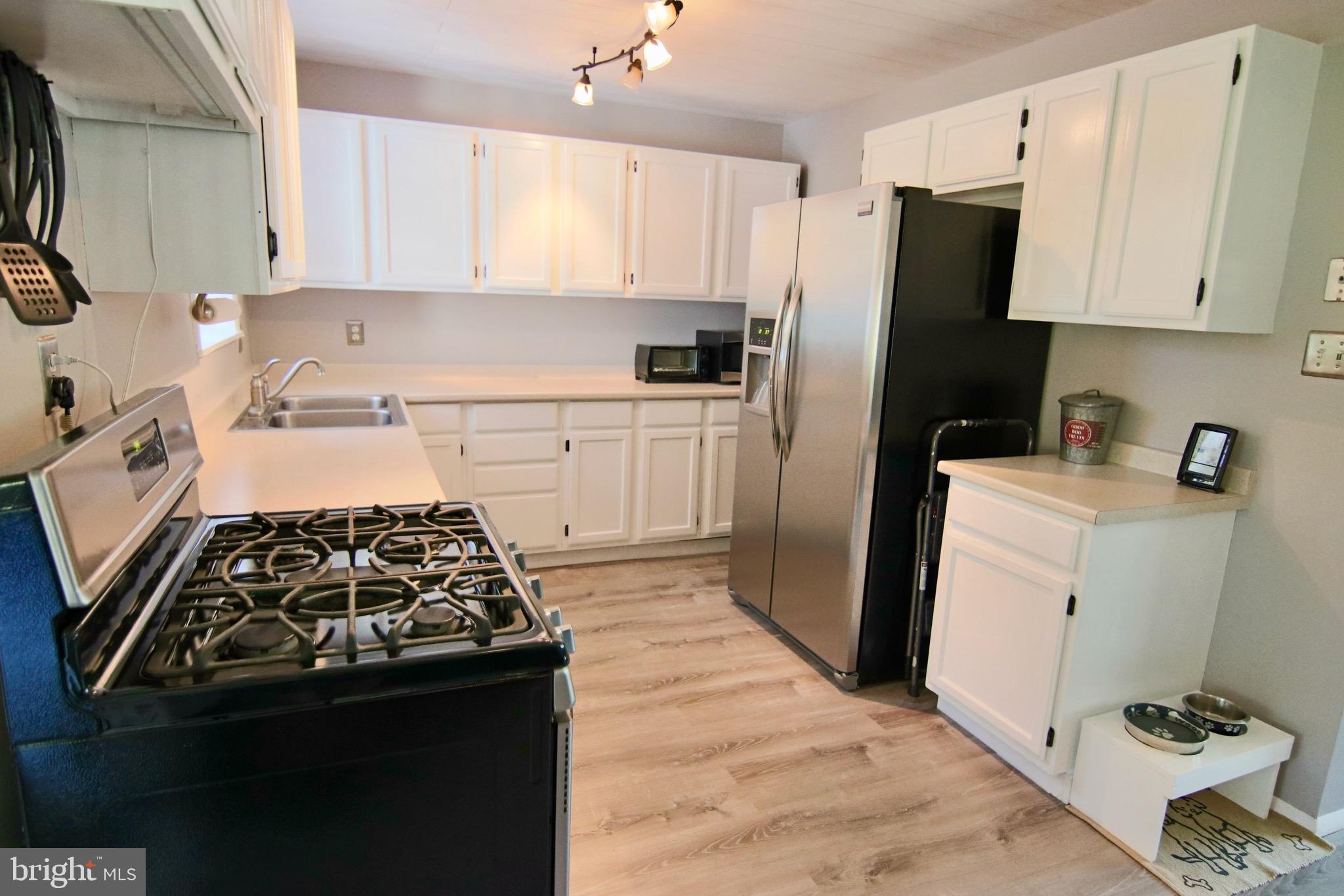 MUNSON HEIGHTS - Residential