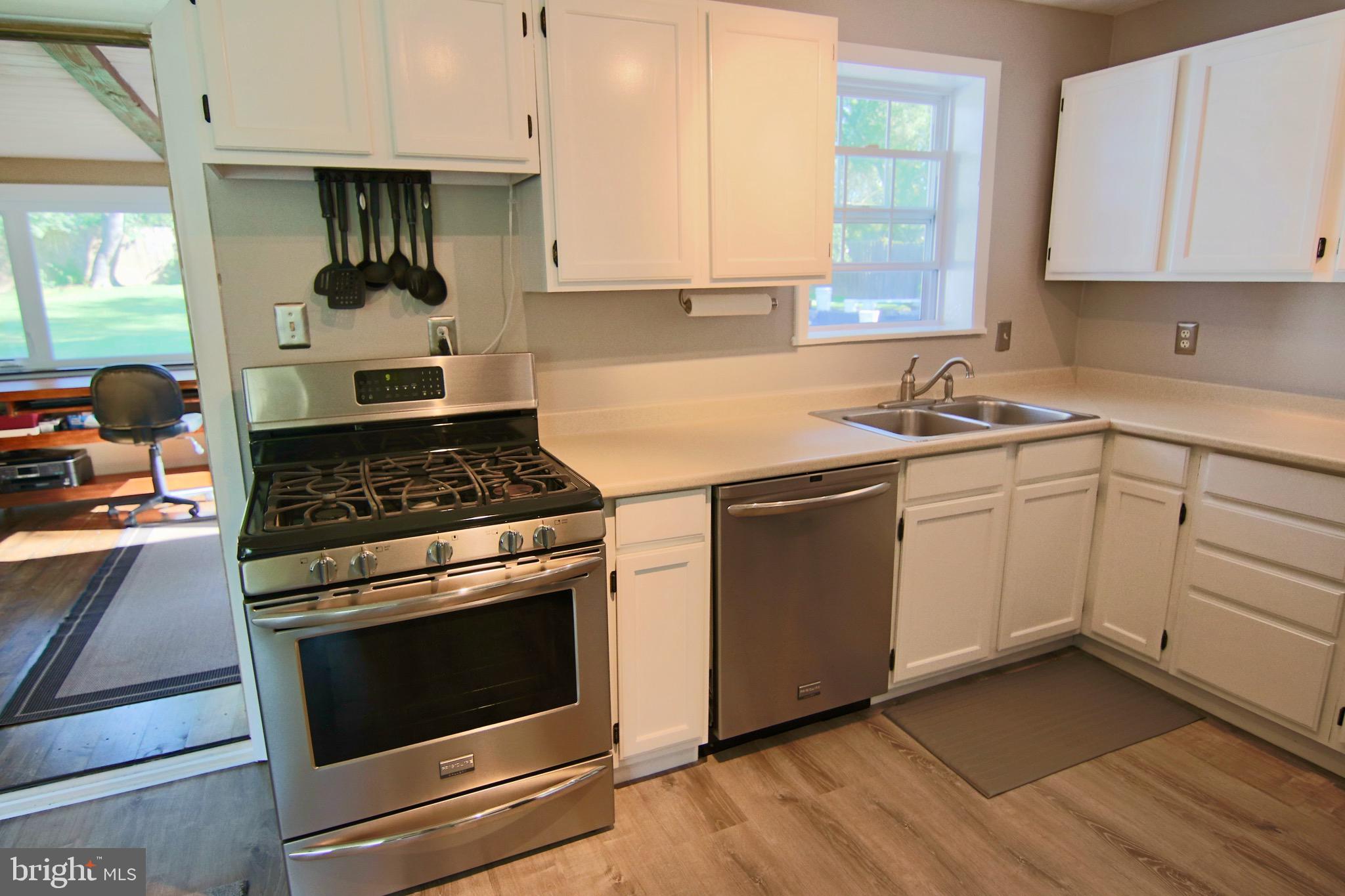 MUNSON HEIGHTS - Residential