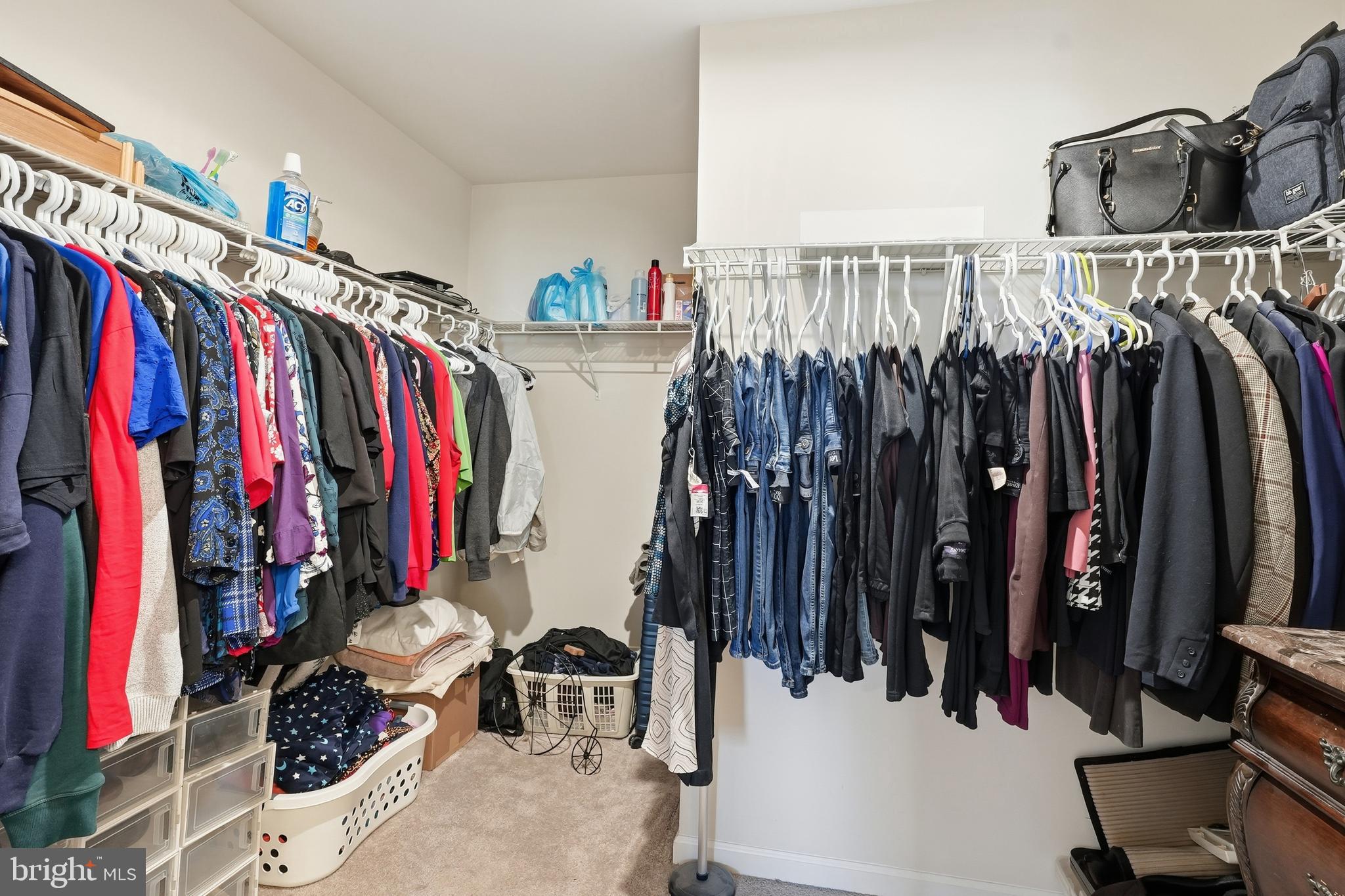 MEADE'S CROSSING - Residential