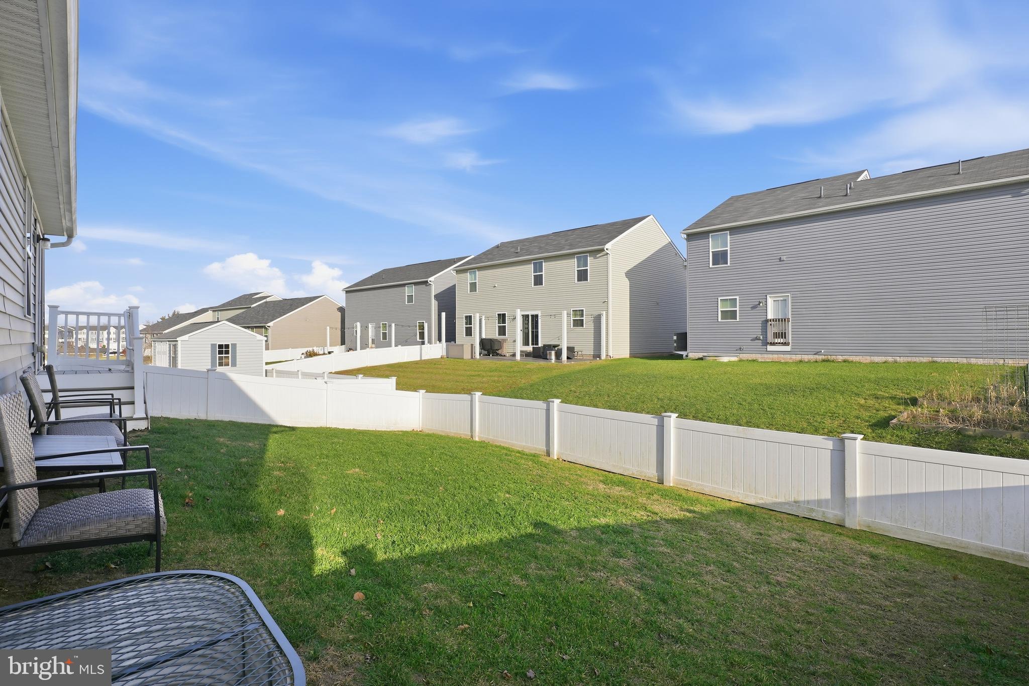 MEADE'S CROSSING - Residential