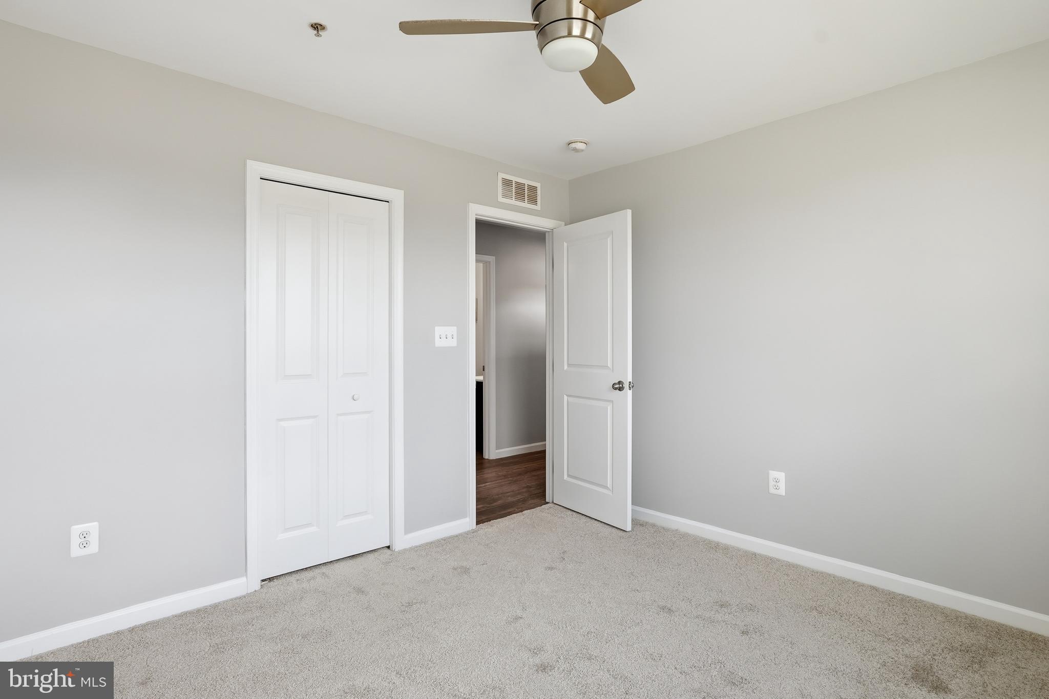 MEADE'S CROSSING - Residential