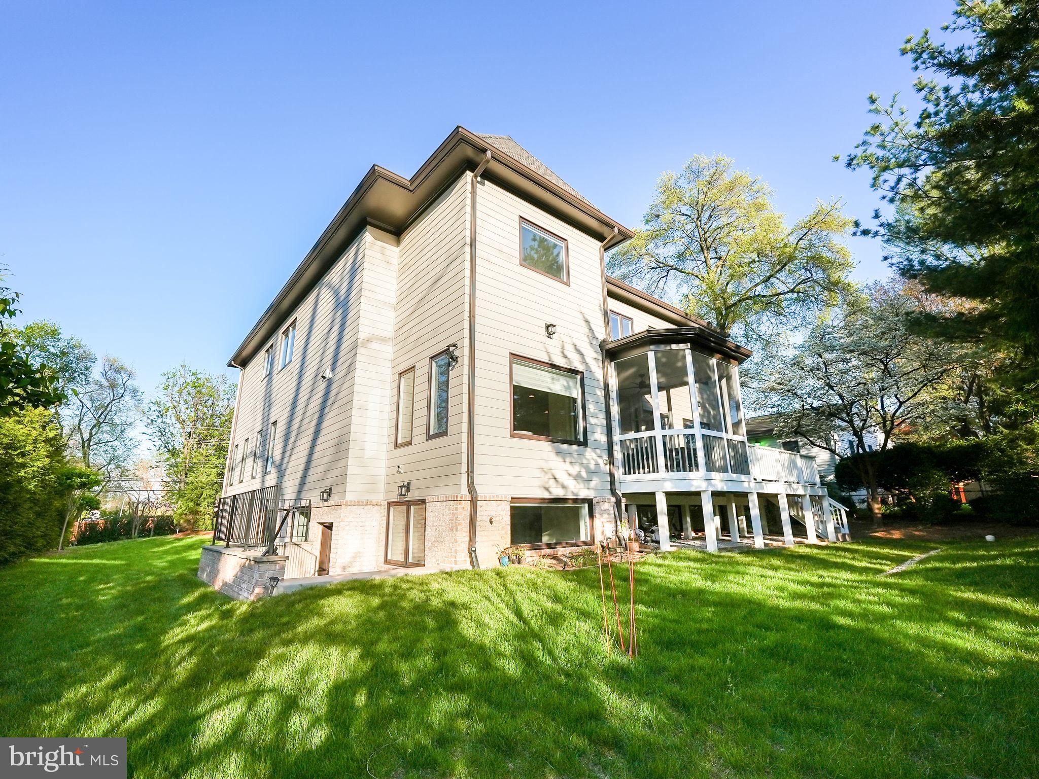 ROSEMONT - Residential