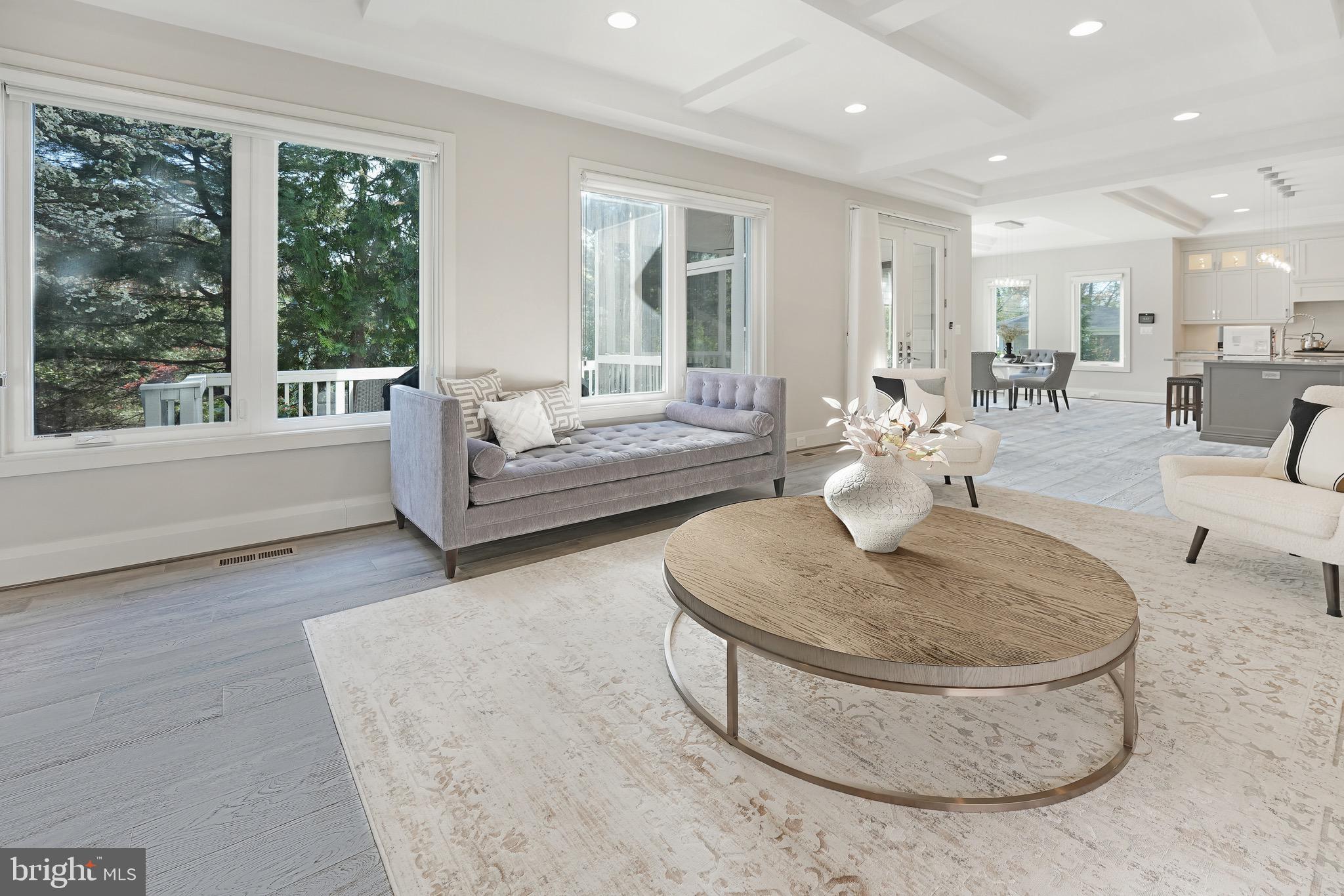 ROSEMONT - Residential