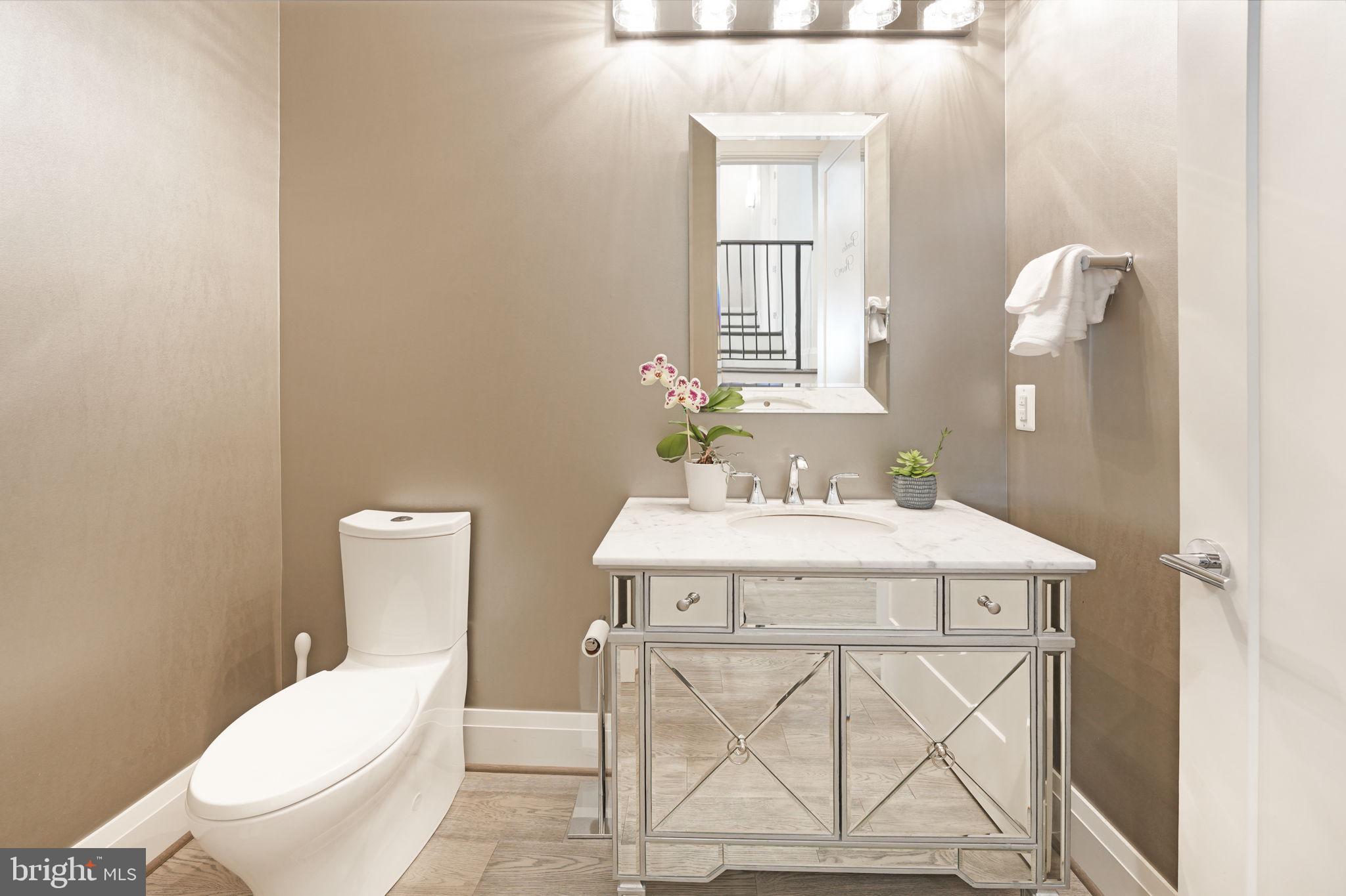 ROSEMONT - Residential