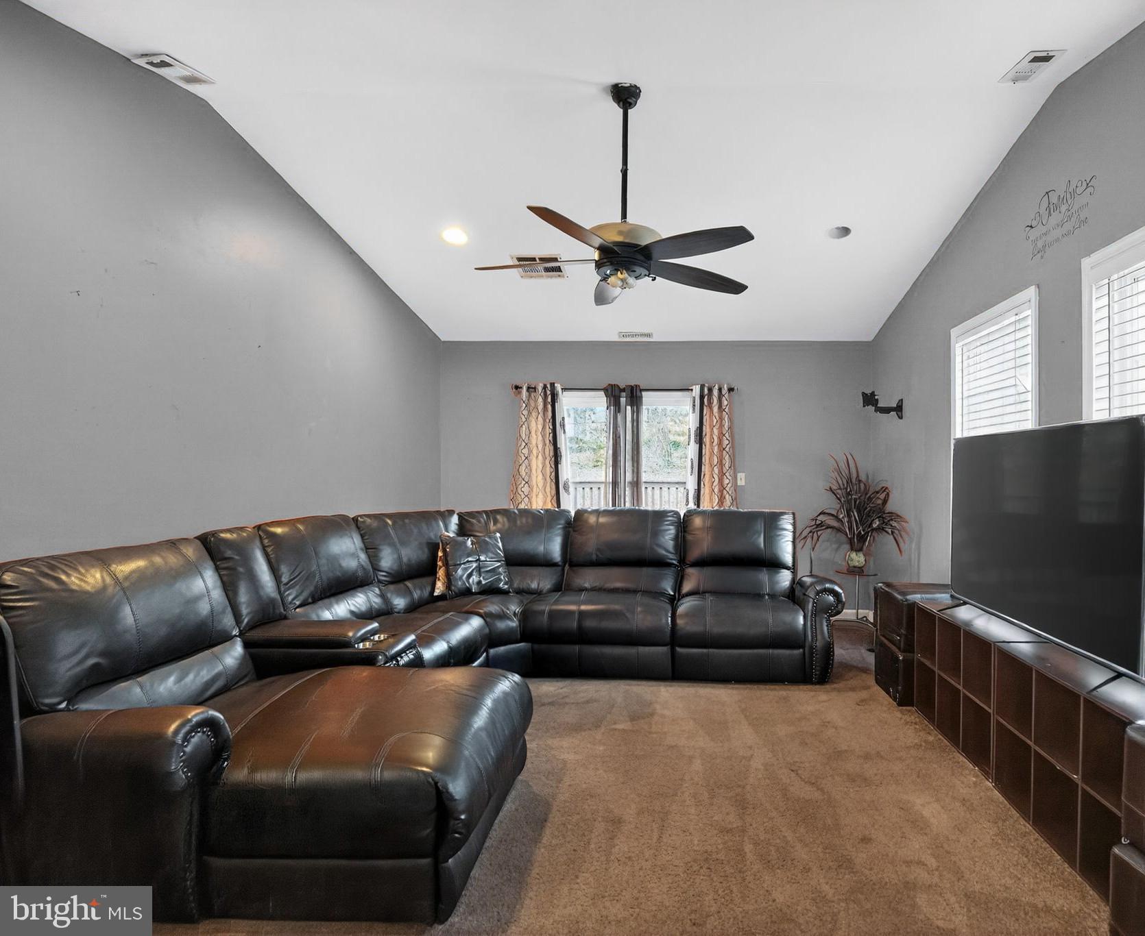 HARTFORD HILLS - Residential