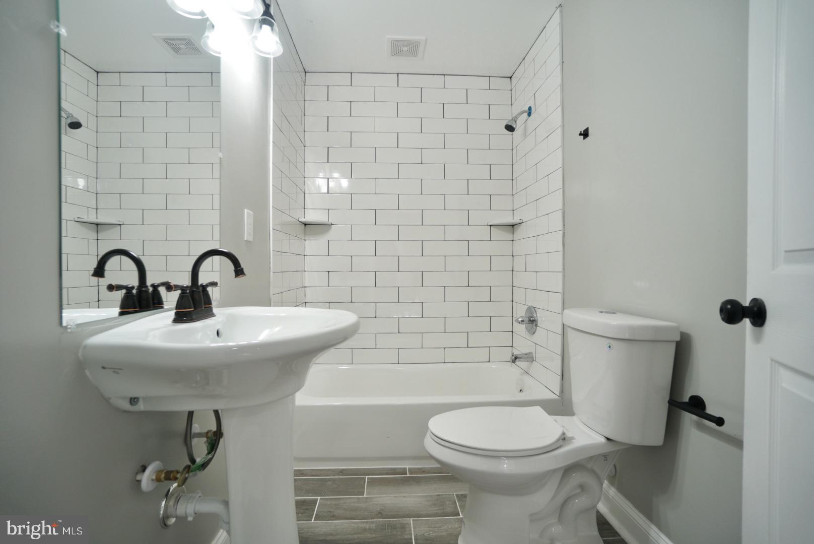 OAKLAWN - Residential