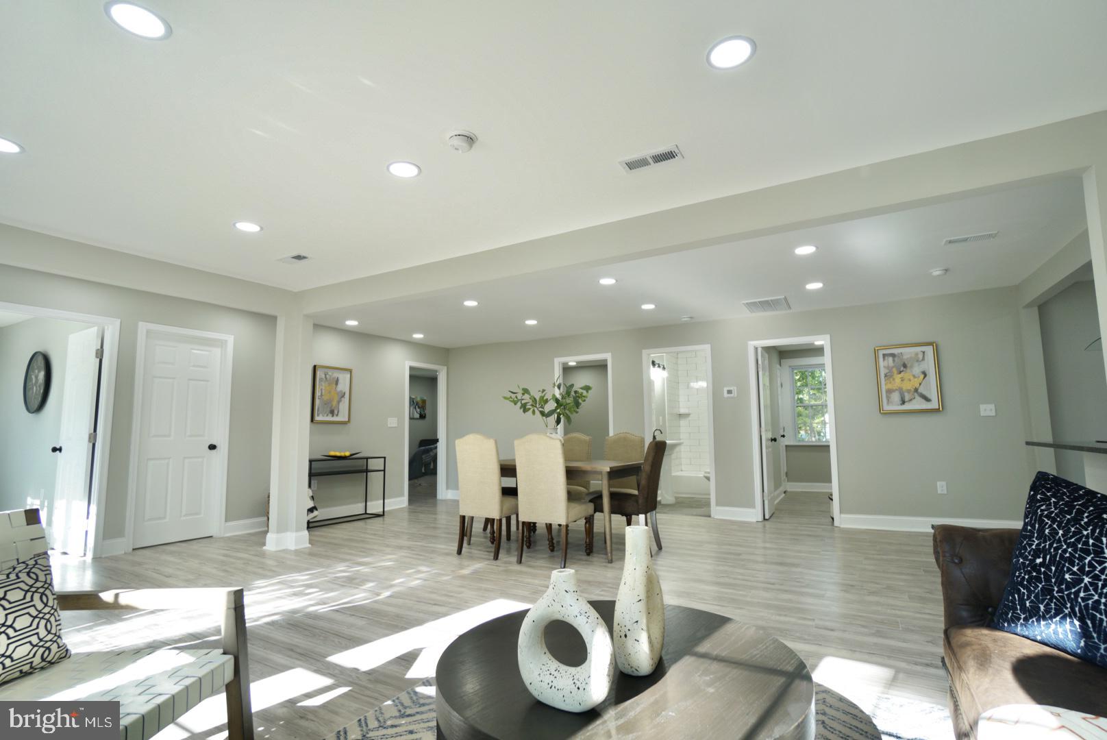 OAKLAWN - Residential