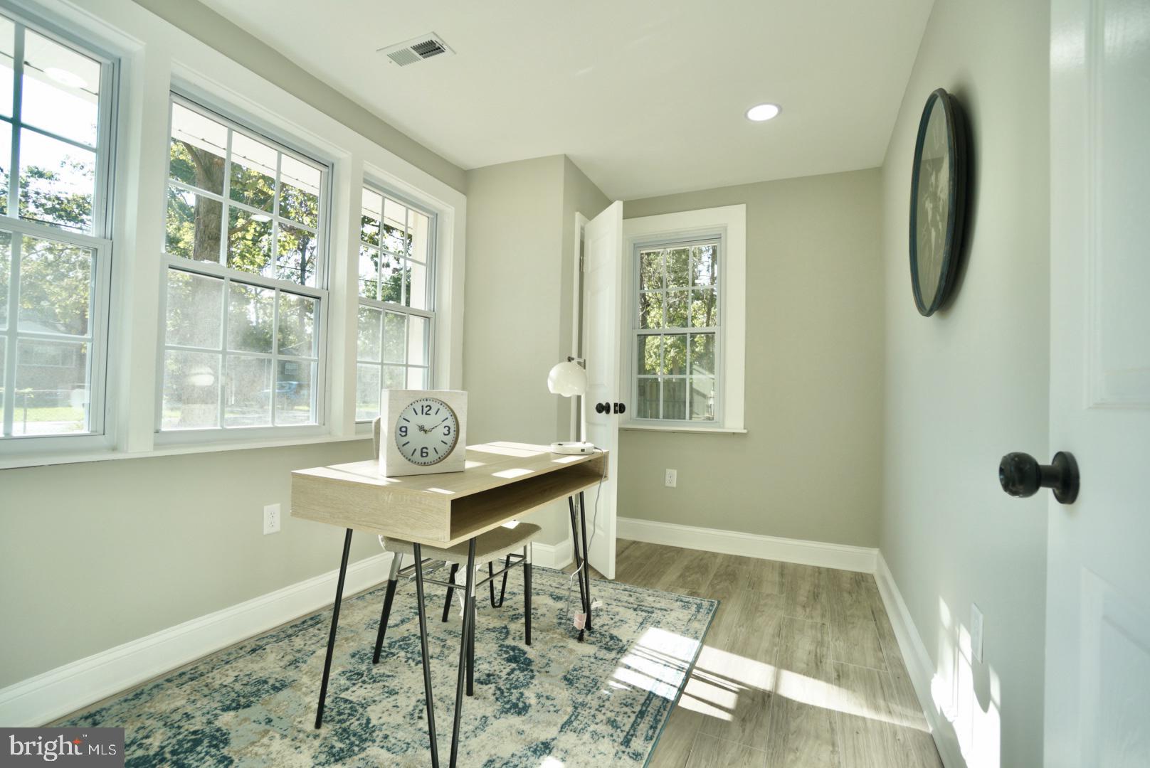 OAKLAWN - Residential